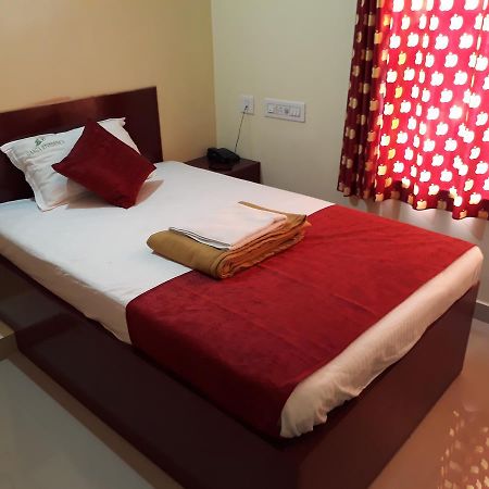 Hotel Ganga Residency Kuzhittura 외부 사진
