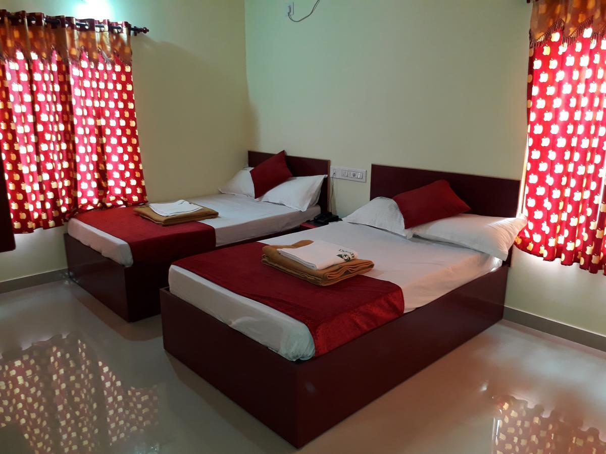 Hotel Ganga Residency Kuzhittura 외부 사진
