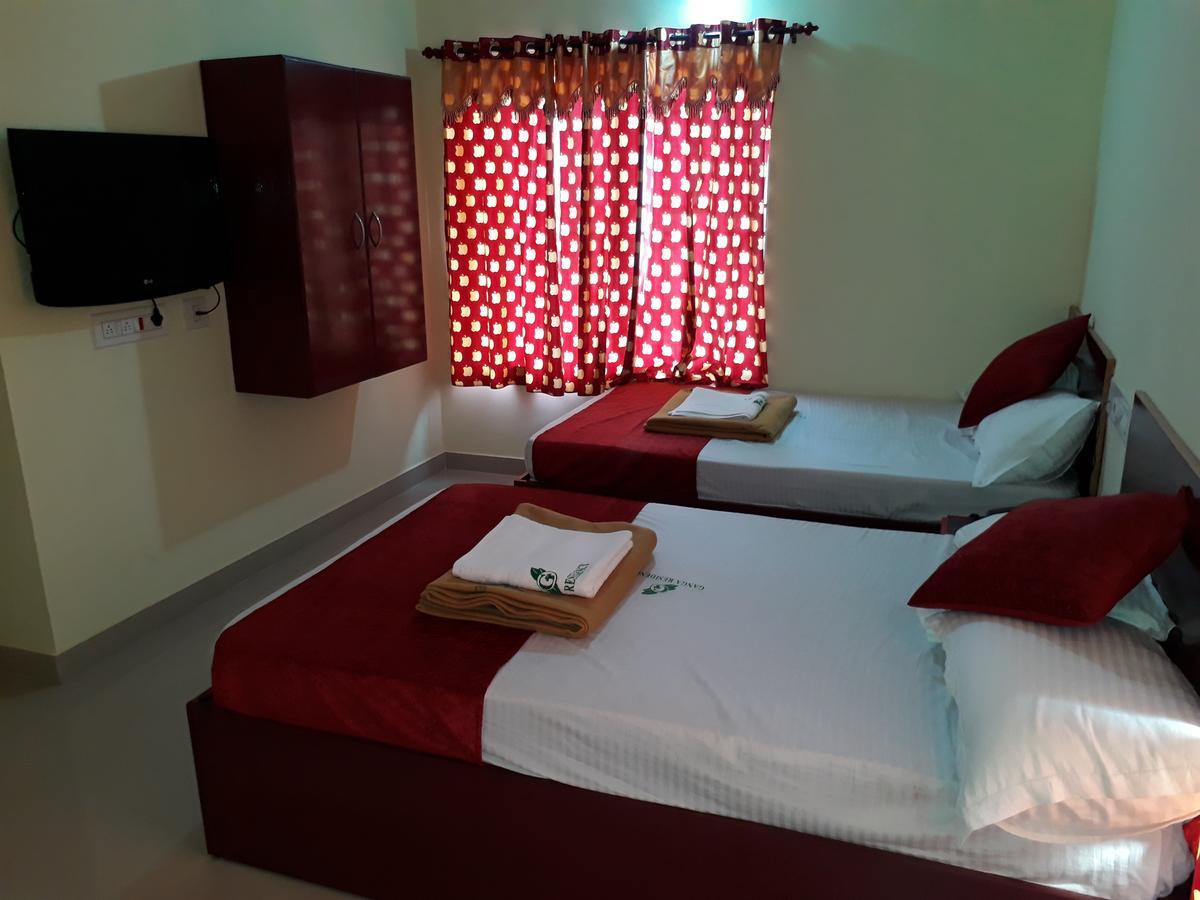 Hotel Ganga Residency Kuzhittura 외부 사진
